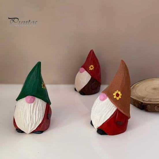 Wood Gnome Sculpture Carved Figurine, Farmhouse Rustic Faceless Dwarf Statue, Handmade Ornament Mini for Christmas Party Decoration Shelf Decor