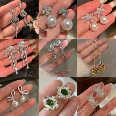 Zircon Cold Wind Fringed Earrings Fashionable Super Flash Earrings Light Luxury High-end Temperament Versatile Earrings