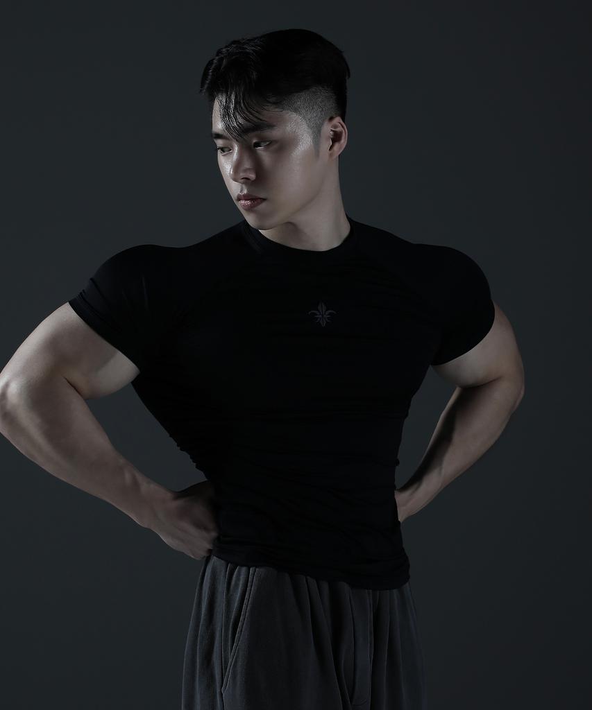CARMID Silver Logo Compression Short Sleeve [Black]