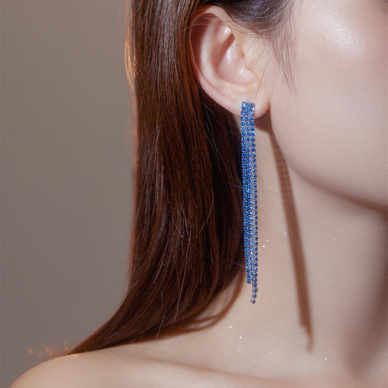 

Модные блестящие длинные серьги-кисточки с бриллиантами, серьги-стразы Senior Sense Of Temperament, женские высококачественные серьги, 1 пара