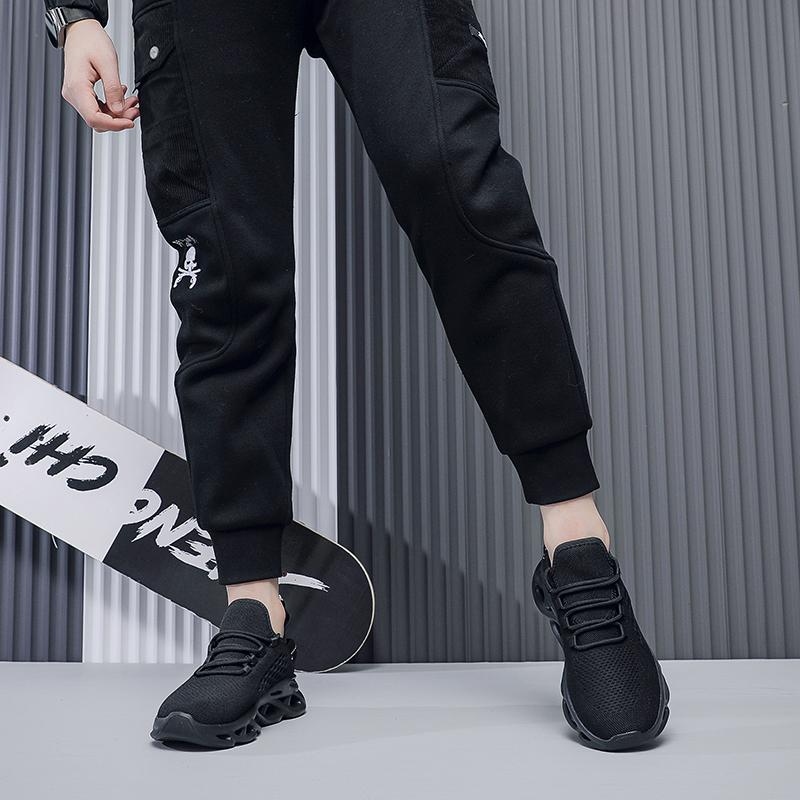 Summer Men's Large Size Lightweight Breathable Mesh Shoes Men's Sneakers Running Shoes Tennis Sports Men's Shoes