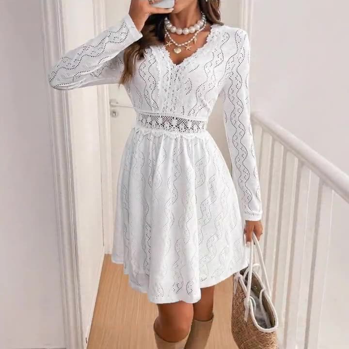 Elegant Women's Solid Color Lace Dress Mesh V-Neck Lace Patchwork Mini Vacation Dress & Nightdress Slim Dress