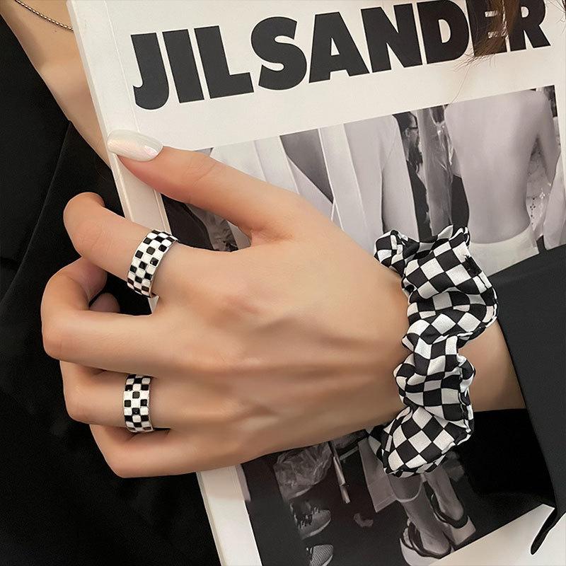 Sterling Stylish 925 Silver Adjustable Finger Ring For Women With Modern Checkered Pattern