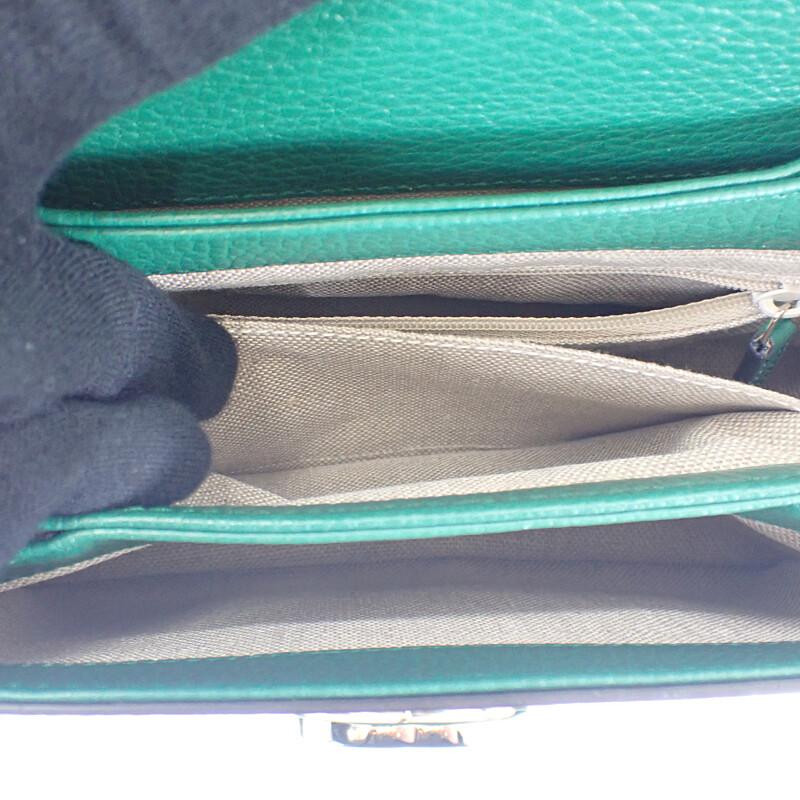 Gucci 607720 Schultertasche grün Kalbsleder Damen