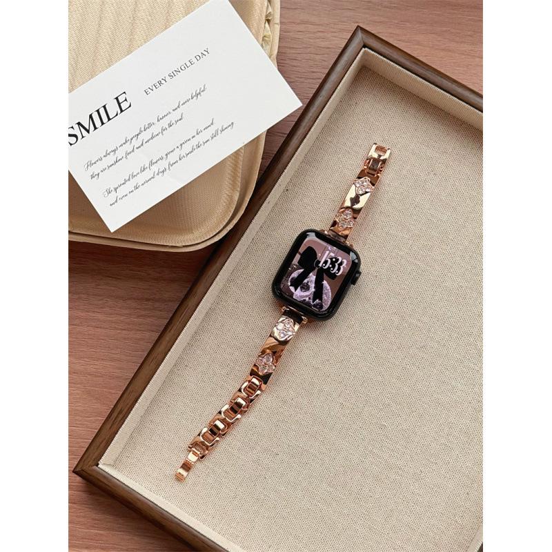

Compatible Rhinestone Four-Leaf Clover Copper Chain Strap for iWatch10, Apple Watch 987654SE, and Xiaomi. Customized 22mm розового золота