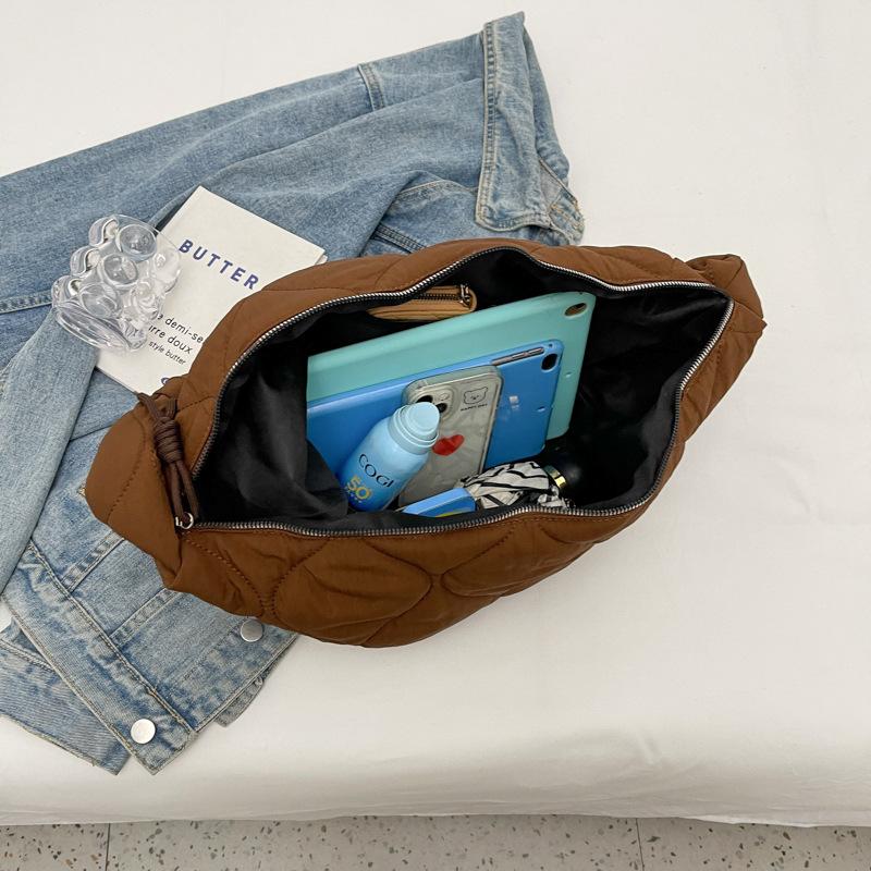 Temperament Daily Women's Bag 2025 New Personality Rhombus Shoulder Bag Sewing Line Solid Color Cloth Shoulder Oblique Span Bag