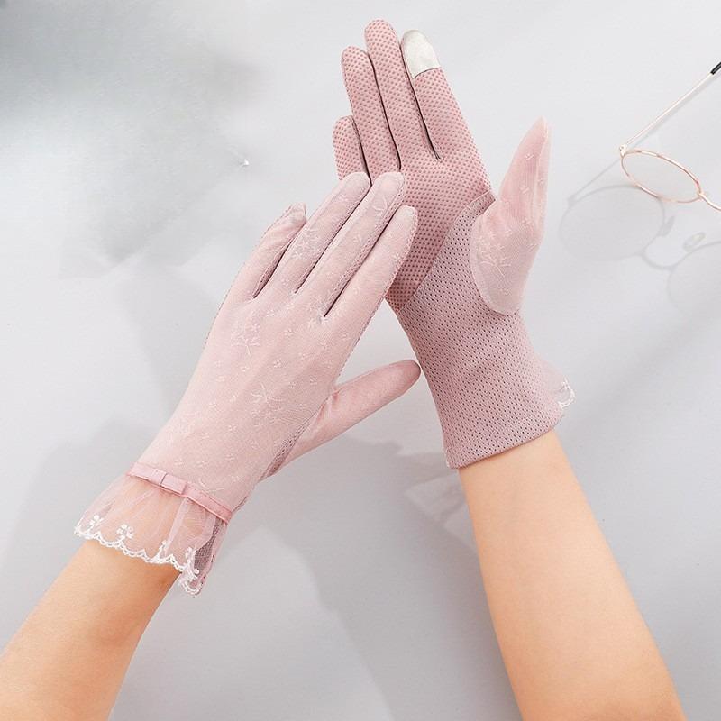 Women's sun protection gloves for outdoor driving and cycling lightweight and breathable summer anti slip sun protection gloves