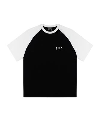 Kikimimi Raglan Kitty Small Logo T-Shirt (Black)