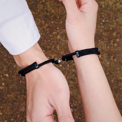 Armbanden – Gevlochten en gedraaide armbanden