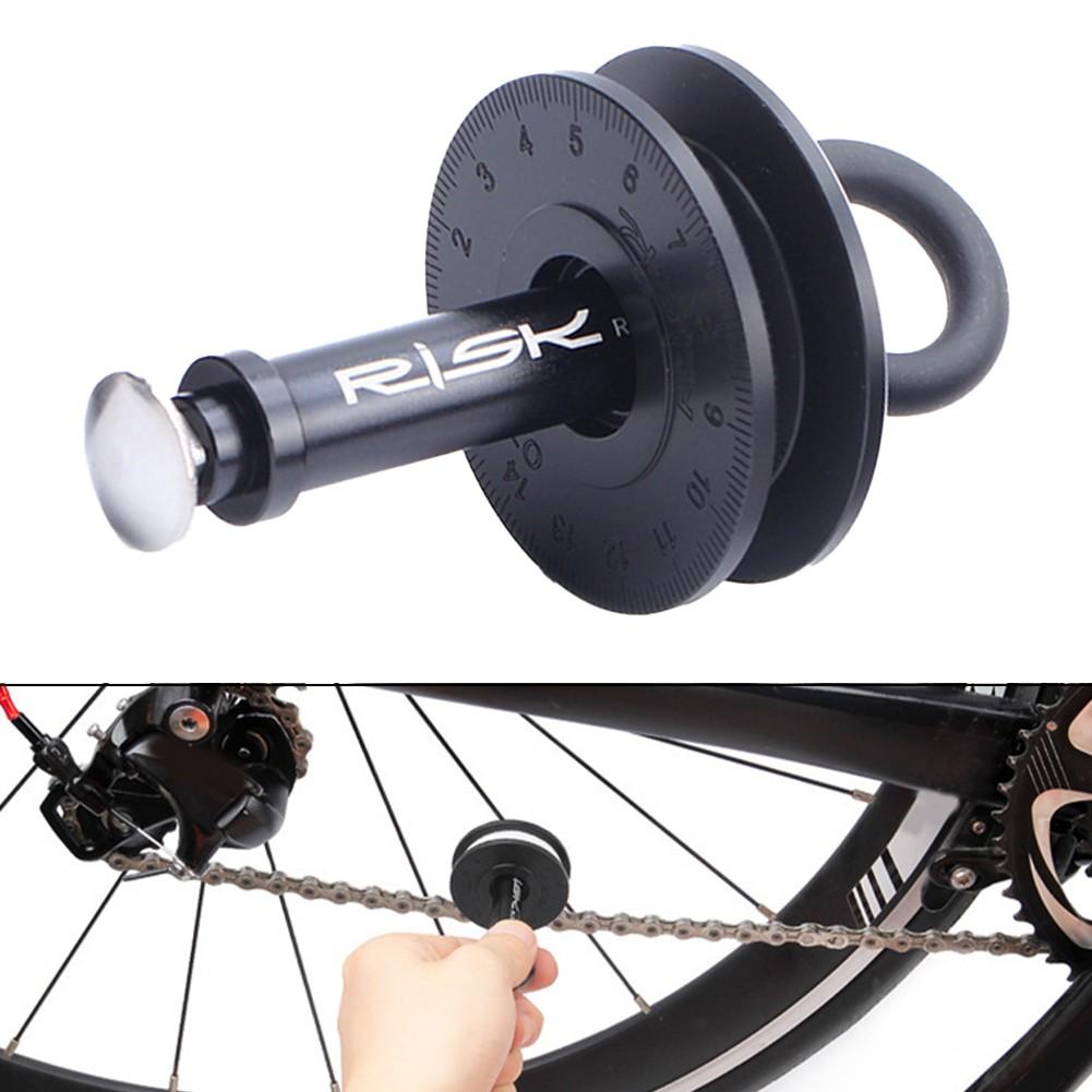Chain Retainer with Quick Disassembly for Mountain Bicycles