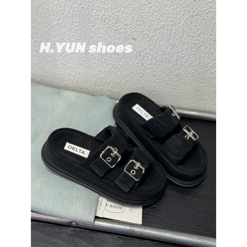 

Leather thick-soled one-word slippers women s summer new pleated versatile comfortable soft-soled beach shoes cool slippers 40 чорний