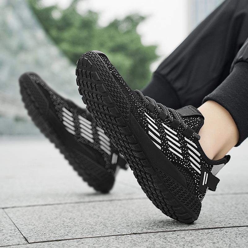 

Popular breathable fly-woven mesh men s shoes summer sports shoes casual shoes student running shoes soft-soled foreign trade tide shoes 44 чёрный
