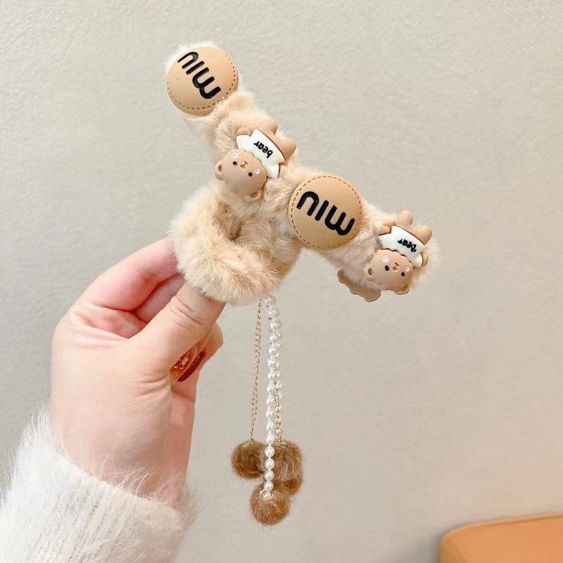 Winter Love Heart Plush Claw Clip Temperamental Tassel Hair Clip Fashion Girls Hair Accessories Clip