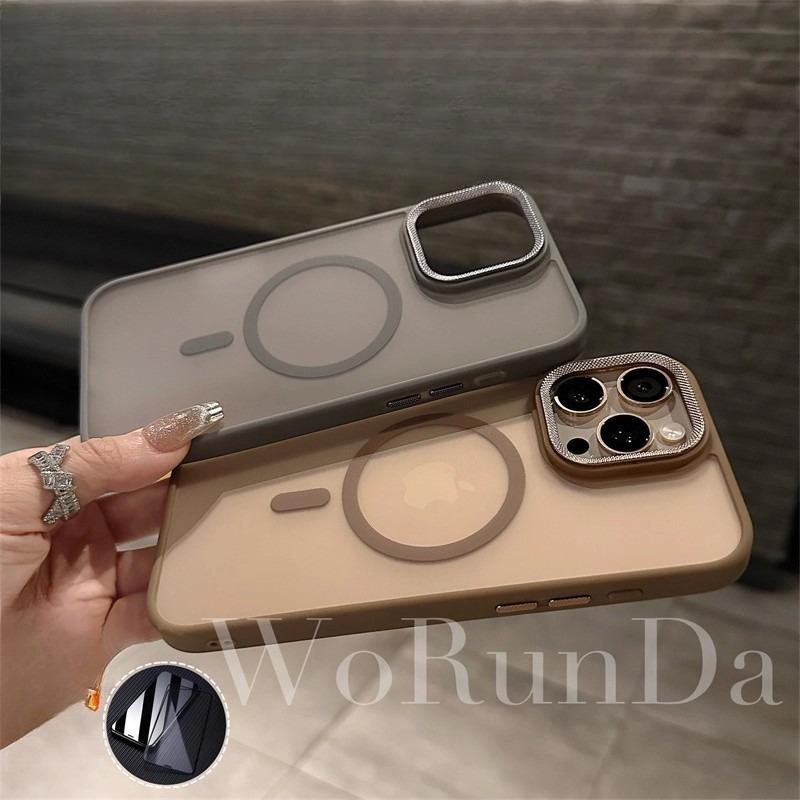 Applicable To IPhone17 Skin sensitive Magnetic Suction Mobile Phone Case Metal Pattern Lens Apple 16 ProMax Anti Fall 15 Protective Case