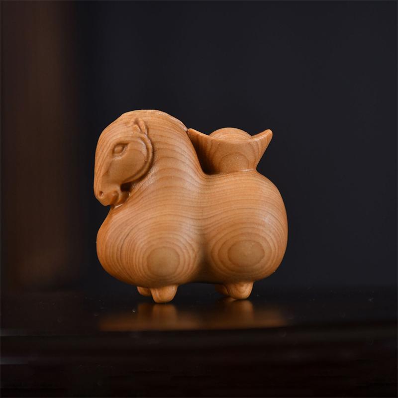 Handcrafted Wooden Tang Horse Ornament Carved Design Chinese Zodiac Horse Statue Home Office Car Desk Decor 2026 New Year