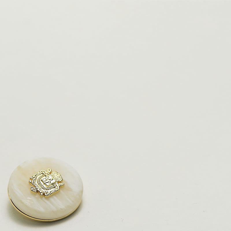 

Сяосянфэн Металлическая смола Пуговица для пиджака женского свитера Меховая куртка Декоративная пуговица 2 #[Crown Shield White] 17mm