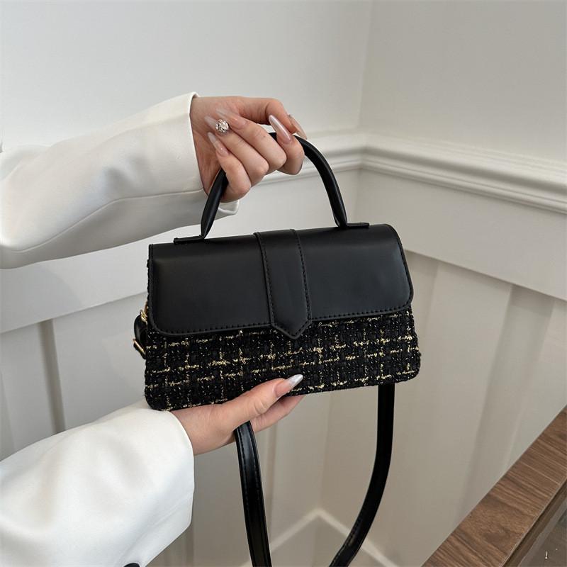 Chic Urban Minimalist Women's Small Square Handbag Woven Design For Everyday Use