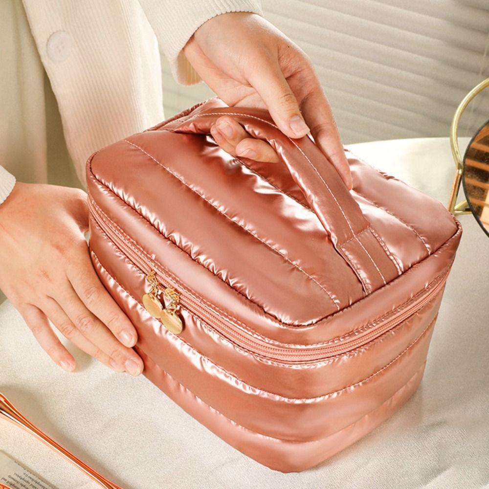 Portable Waterproof Aesthetic Cosmetic Organizer Large Capacity Shock Resistance Quilted Makeup Pouch Washbag Toiletries