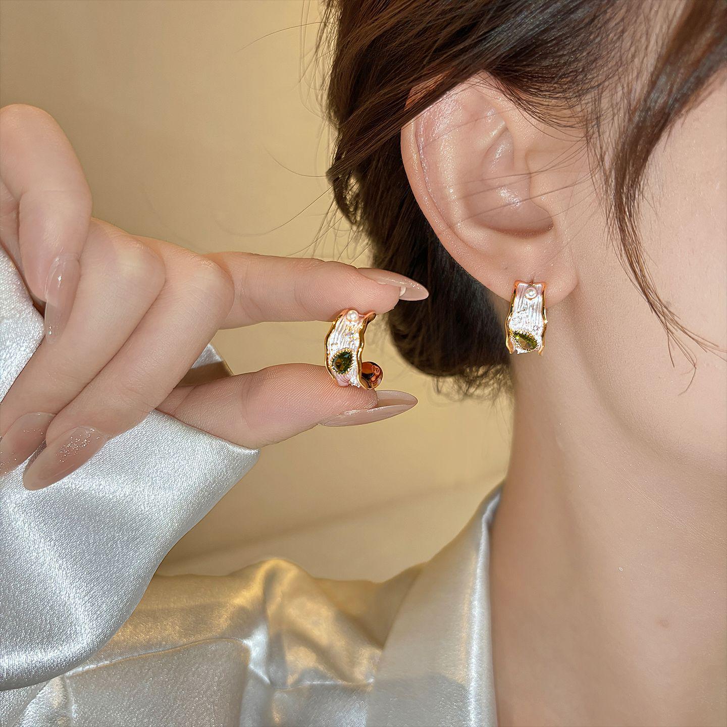 Серьги-гвоздики с тигровым глазом, цирконом и стразами - Звездный коричневый, легкая роскошь, высококлассный дизайн