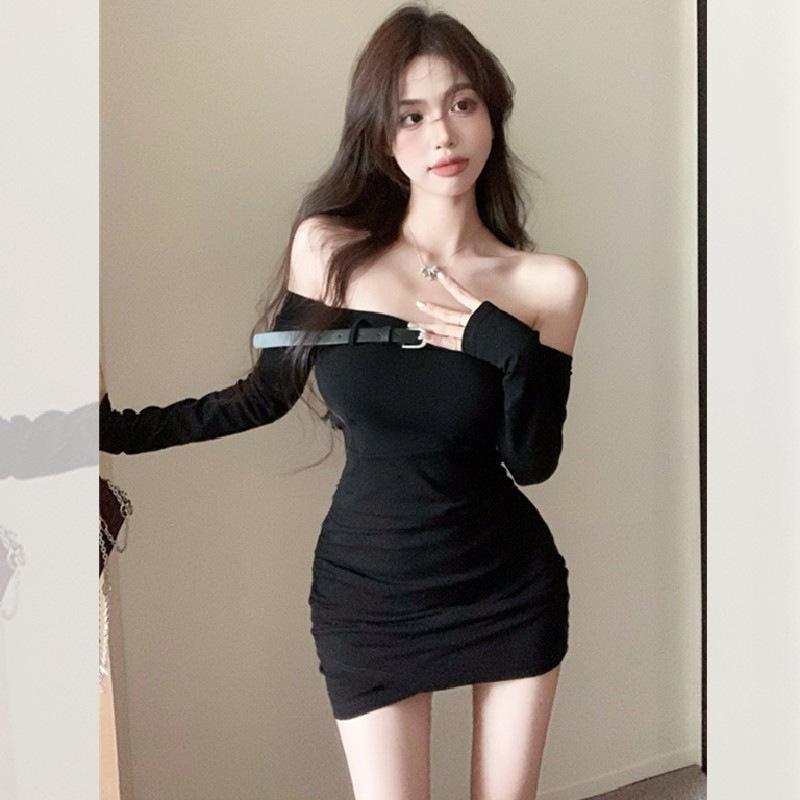 Pure Desire Sexy One-word Shoulder Tube Top Long-sleeved Dress for Women, Qiu Maillard Wears a Hot Girl Tight Little Mom Hip Wrap Skirt