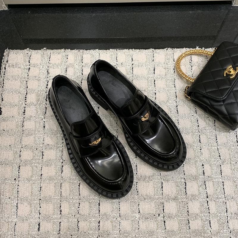 All Leather Autumn Women's Shoes 2025 New Amiu Small Gold Coins One Pedal Lazy Loafer Single Shoes Women's Small Leather Shoes