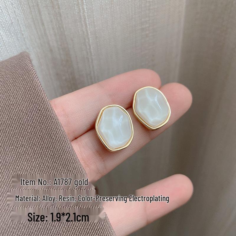 Elegant Imitation Pearl Stud Earrings – Luxury, Versatile Style for Women