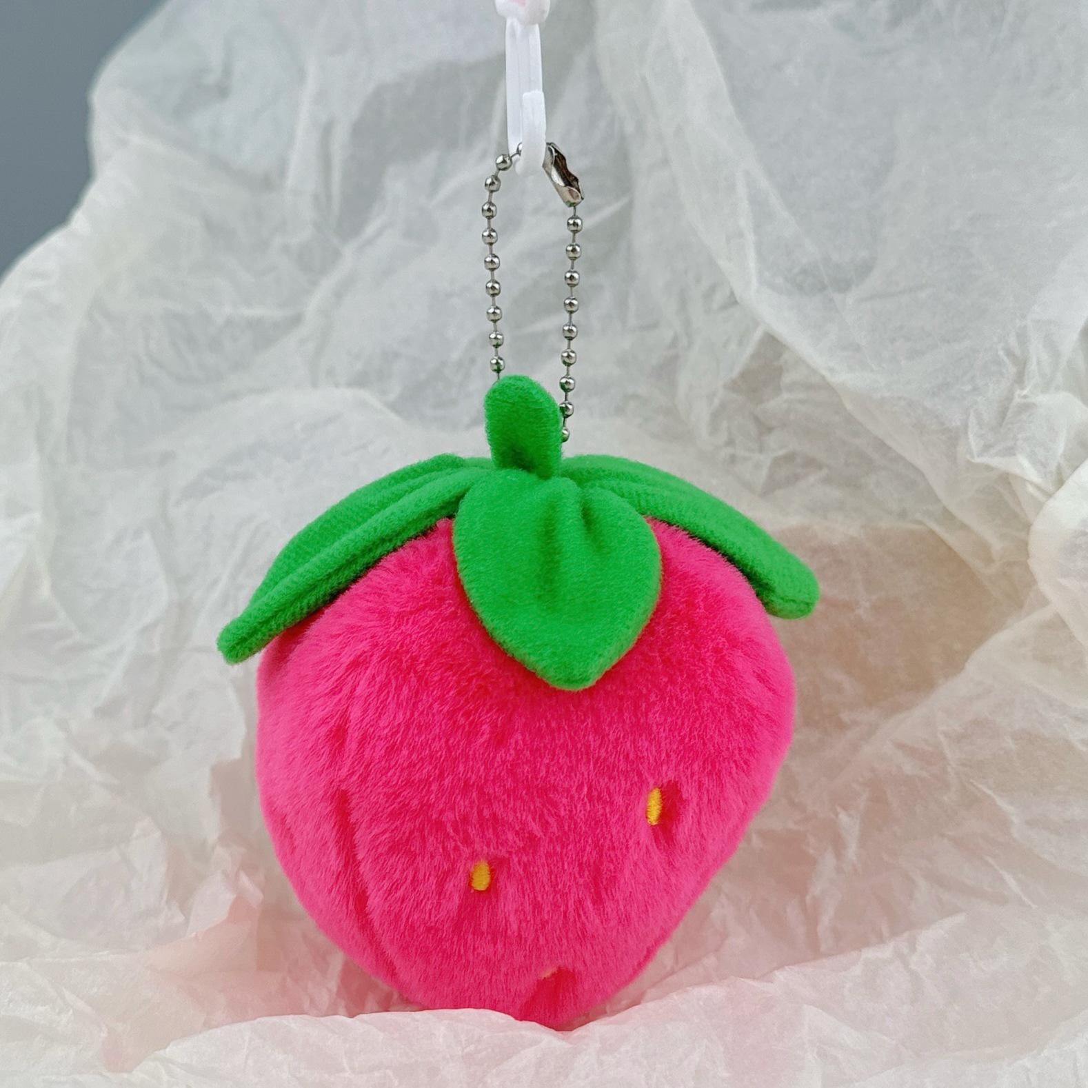 

Клубничная плюшевая кукла-подвеска брелок