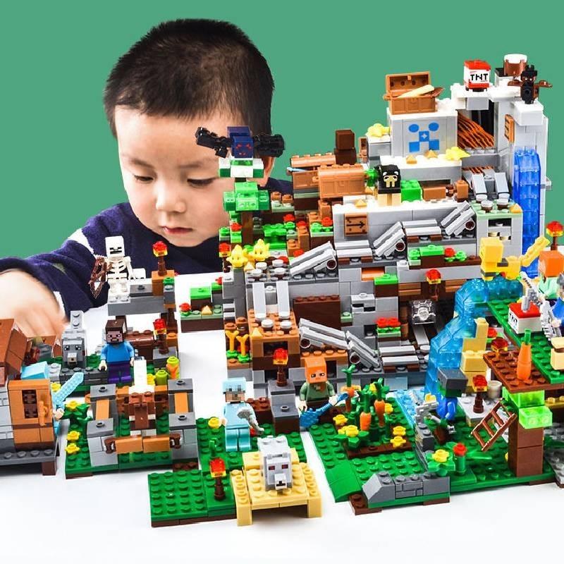 Mattoncini in Plastica ABS Modello Villaggio di Montagna Il Mio Mondo Puzzle per Bambini Assemblaggio Giocattolo per Ragazzo