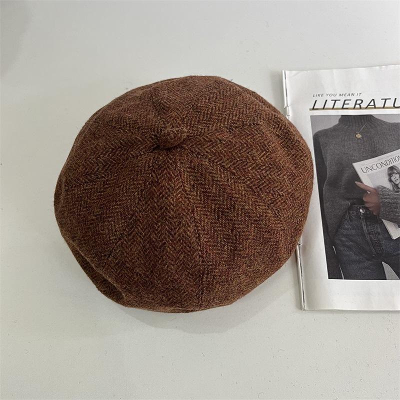 Autumn and winter new plain and elegant wool octagonal hat women's fashion and elegance out of the street high-end versatile solid color beret