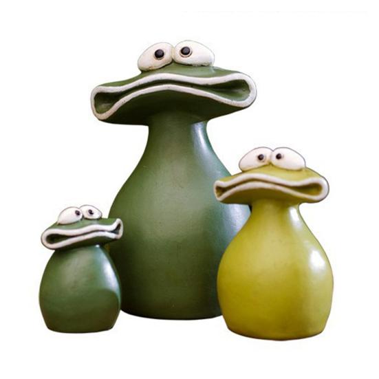 Big Mouth Frog Figurine Resin Frog Family Ornament Waterproof Cartoon Frog Garden Statue for Outdoor Indoor Decor