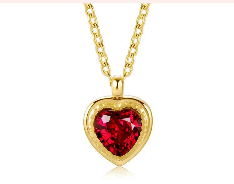 Peach Heart Zircon Pendant Necklace, Gold-Plated Titanium Steel, Sweet and Versatile Everyday Clavicle Chain