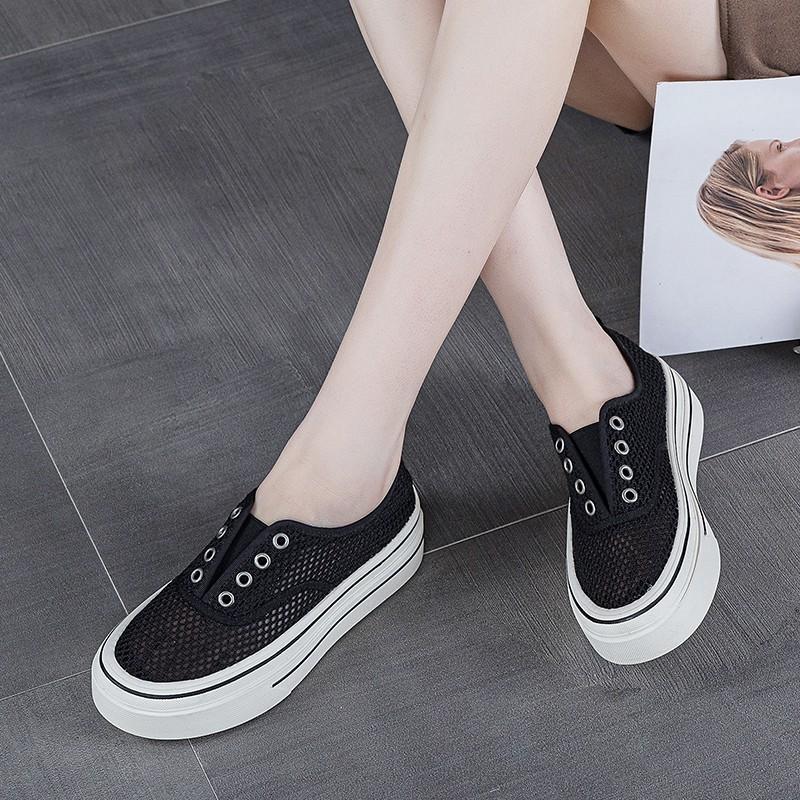 Thick-soled Sequined Mesh Breathable Board Shoes Children 2025 New Versatile Sports and Leisure One-pedal Mesh Shoes Little White Shoes