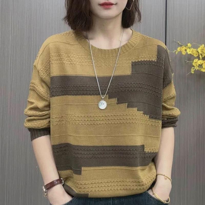 Women's Color Block Knitwear - Stylish Korean Slimming Top for Spring & Autumn