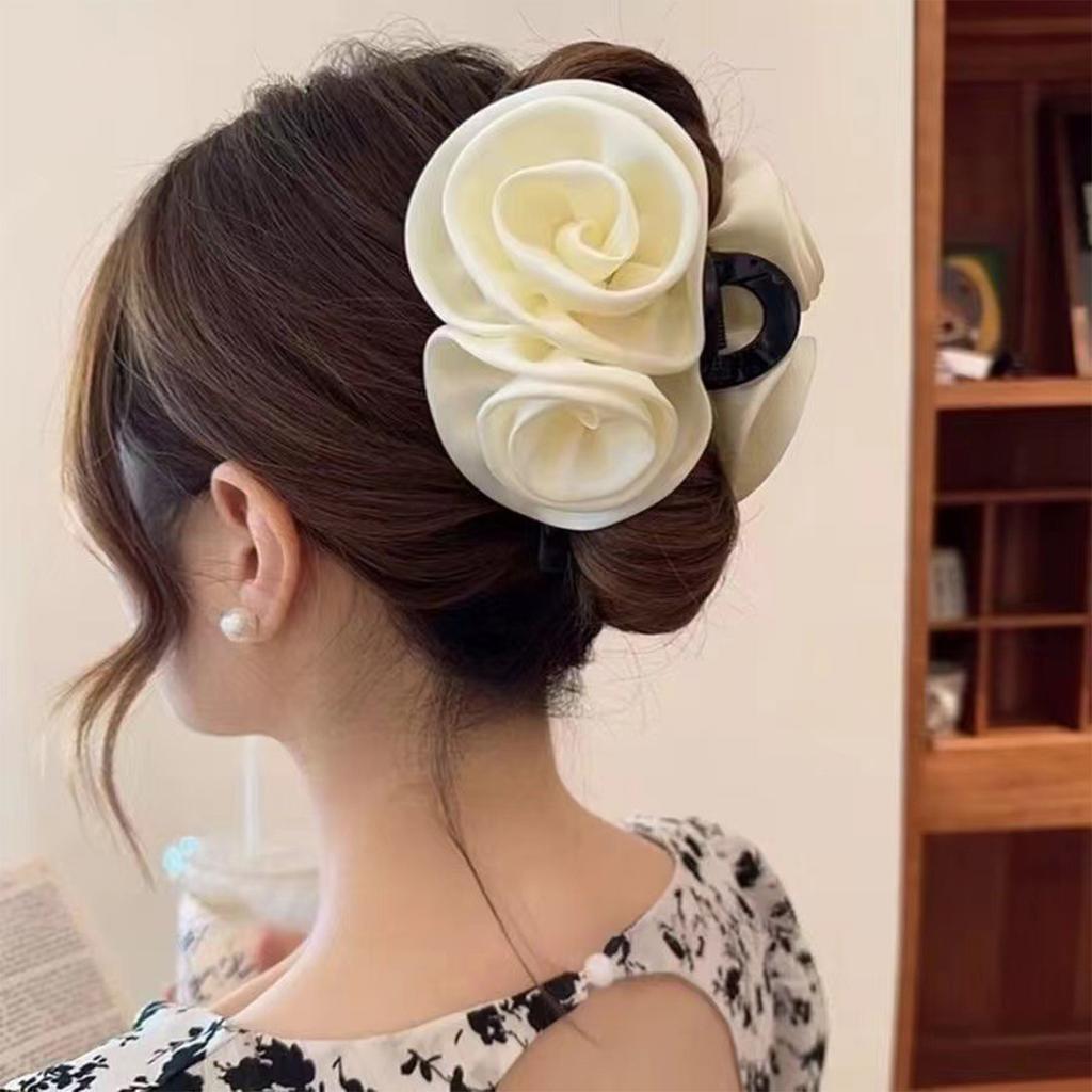 Trendy Flower Hair Claw Elegant Satin Rose Shark Hair Gripper For Women Girls Daily Life Fashion Hair Clip Hair Accessories