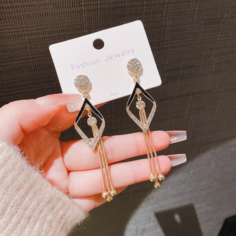 New popular geometric temperament silver needle fringed long earrings show face thin earrings jewelry geometric earrings