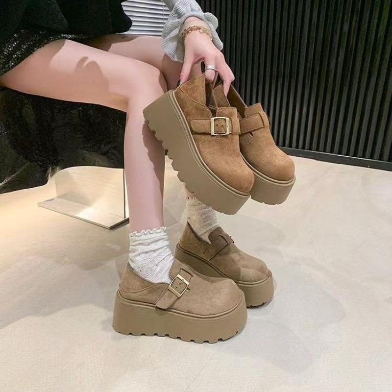 Retro Thick-soled All-inclusive Women's New Autumn Models, Small People Gain Height and Pedal Loafers.