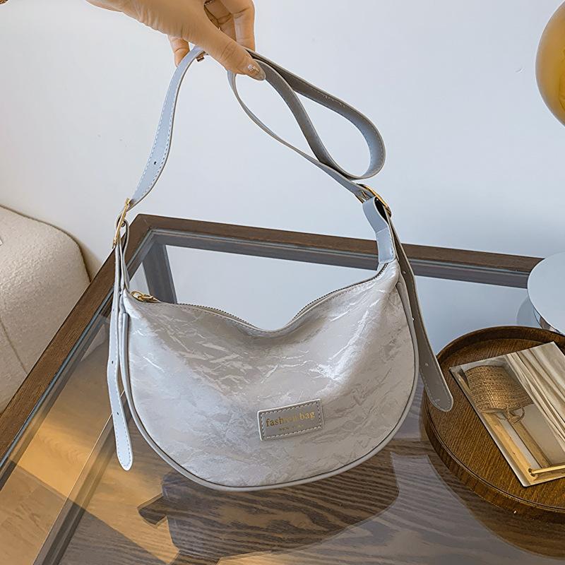 Ausländischer Stil kleine Tasche Damen 2025 neue Sommermode Arbeits-Umhängetasche Ein-Schulter-Knödeltasche