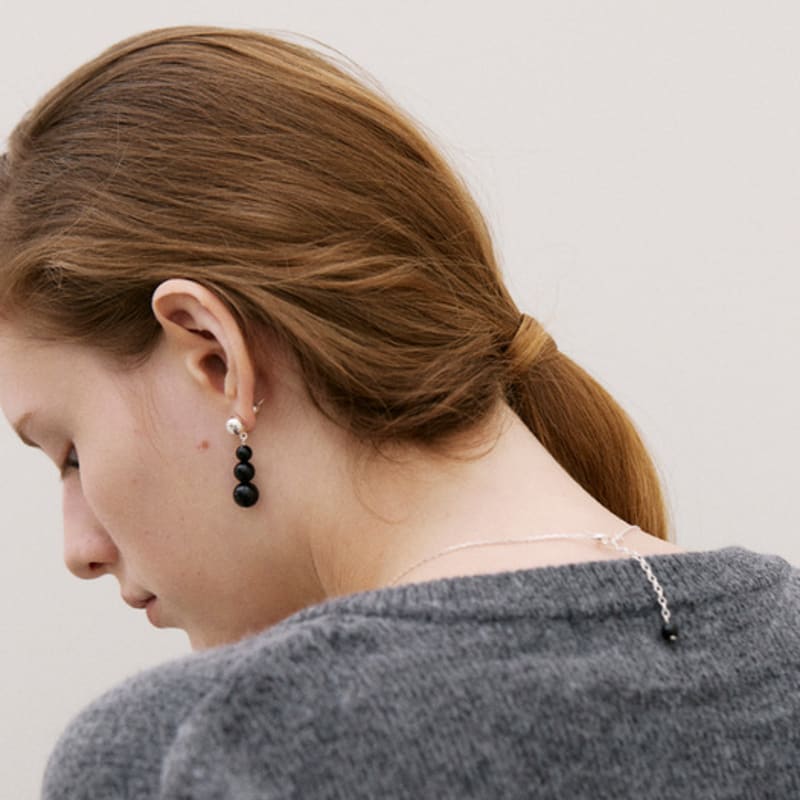 poery Onyx Drop Earring