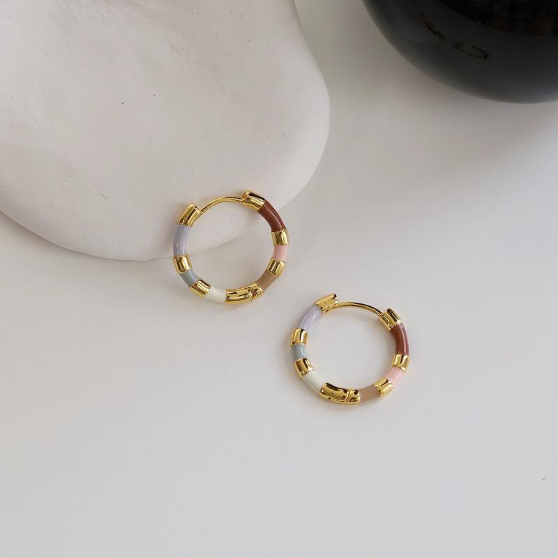 Colorful Retro French Ear Cuff: Luxurious, Fashionable, Versatile.