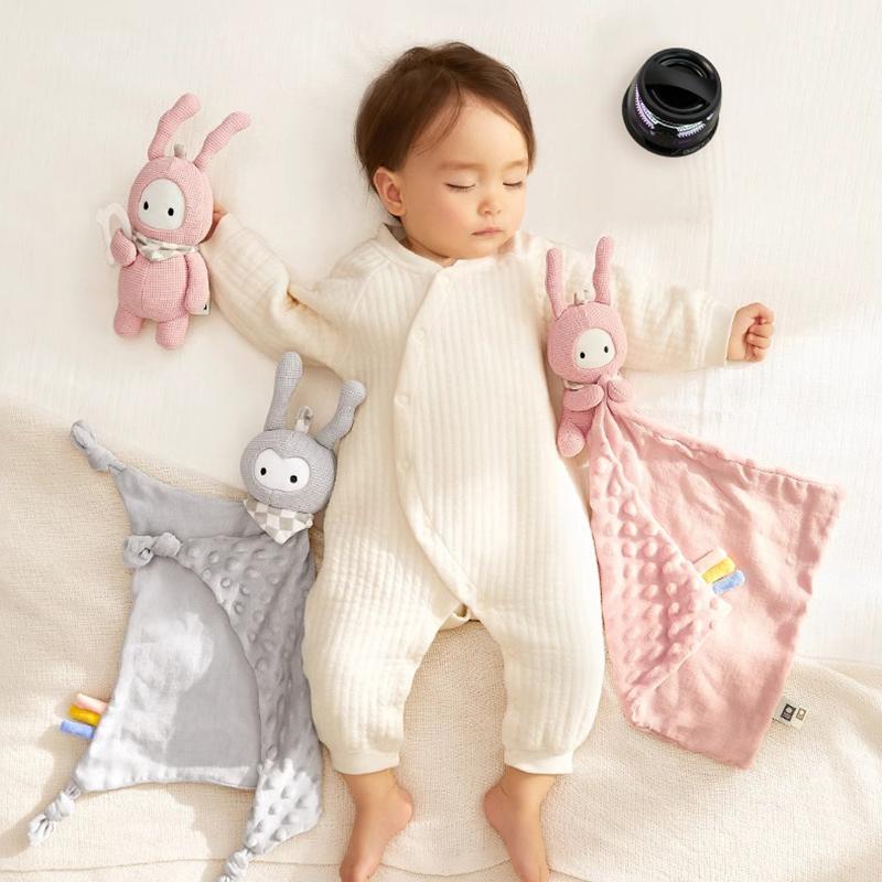 Outdoor Magnetic Bluetooth Speaker Wireless Portable Mini Travel Stereo Speaker With Rgb Color Light And Phone Holder For Ios