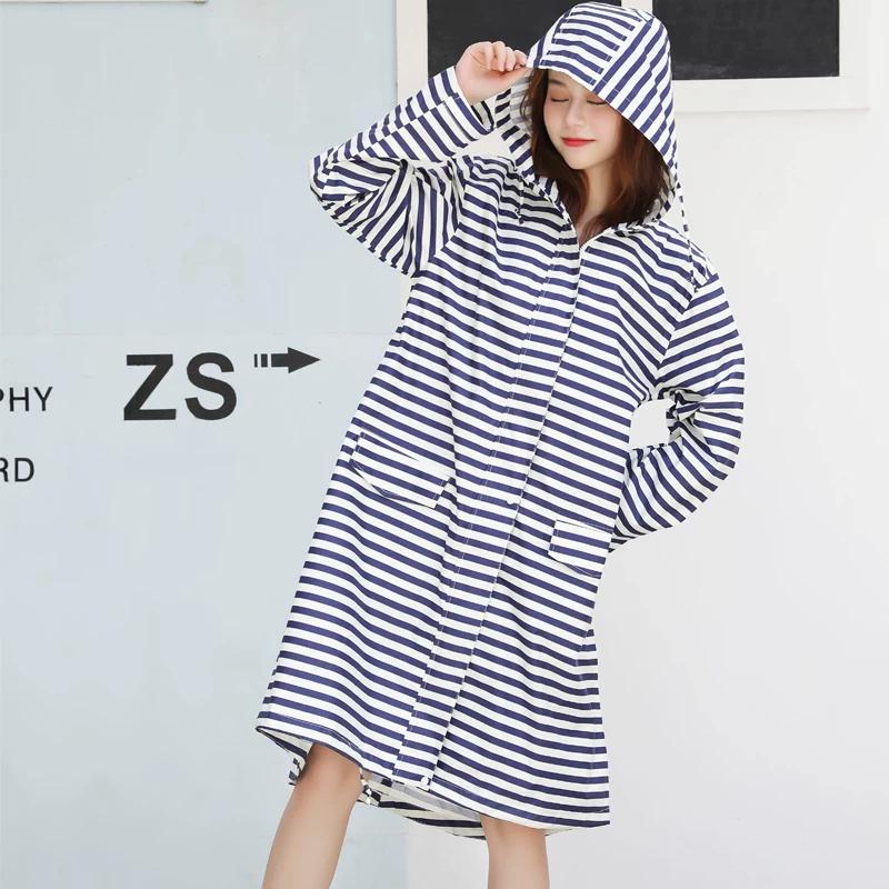 Rainproof Raincoat for Women, Breathable Long Style, Fashionable Hiking Waterproof Poncho for Adults, Can Be Worn Outside, Thin Quick-Dry Model for