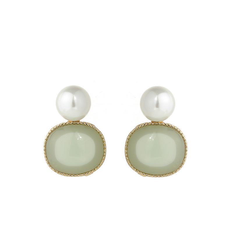 

2023 Ретро Серьги-пусеты в придворном стиле с зеленым кристаллом и жемчугом - Светло-зеленый драгоценный камень