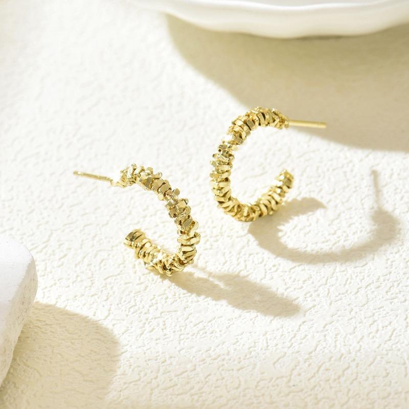 

Серьги-пусеты в форме буквы С, аксессуары с индивидуальным темпераментом, нишевый дизайн, повседневные и универсальные серьги в нерегулярном стиле