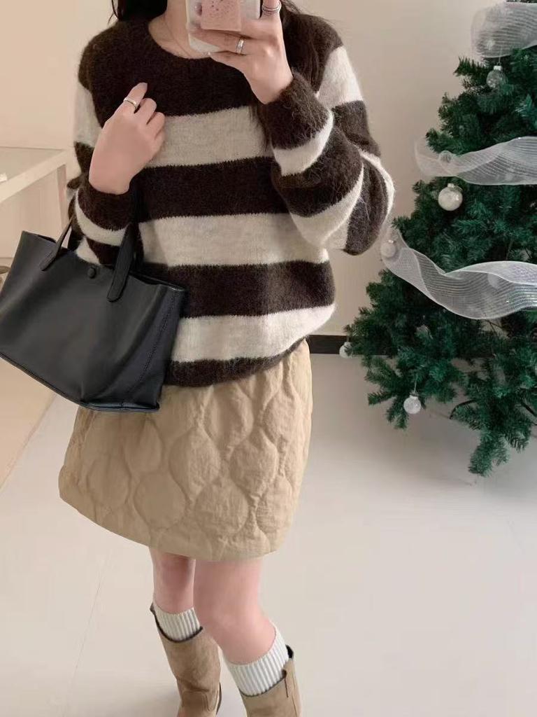 Lazy Wind Autumn and Winter Striped Pullover for Women's Autumn and Winter New Wear Loose Knitted Sweater for Women