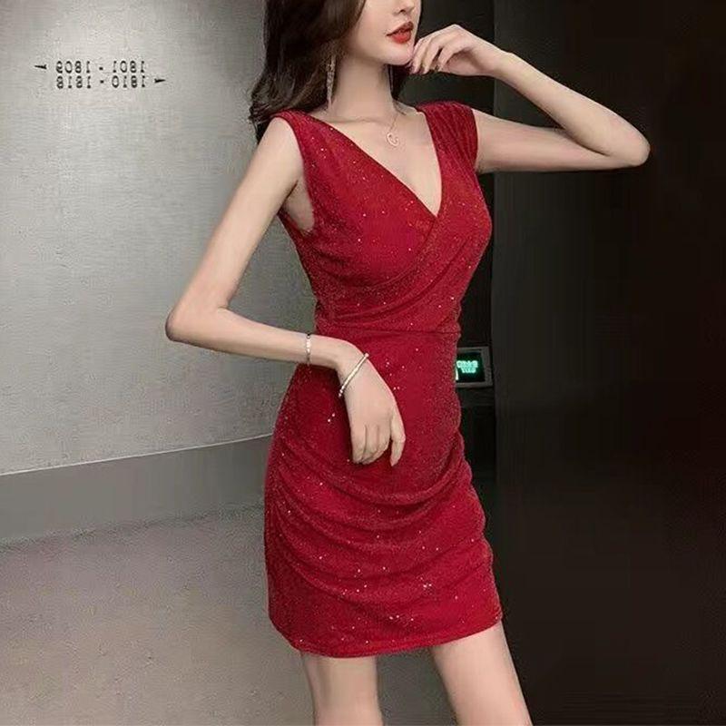 2026 New Style Elegant V-Neck Nightclub Dress - Sexy Hip-Hugging Autumn Skirt for Women