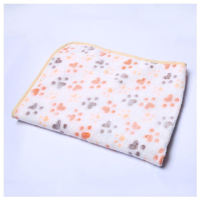 Coral Velvet Dog Kennel Pad Pet Blanket For Autumn And Winter Warm And Comfortable