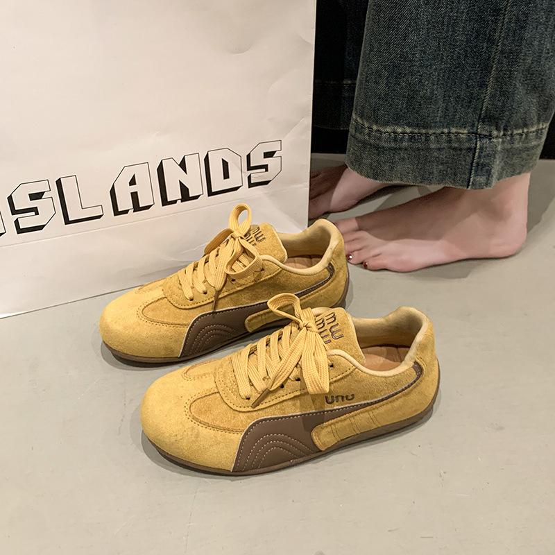 

Спортивная платформа для увеличения роста взрывная женская обувь Forrest Gump 2025 обувь для моральной подготовки интернет-знаменитости плоские весенние белые туфли новинка 40 жёлтый