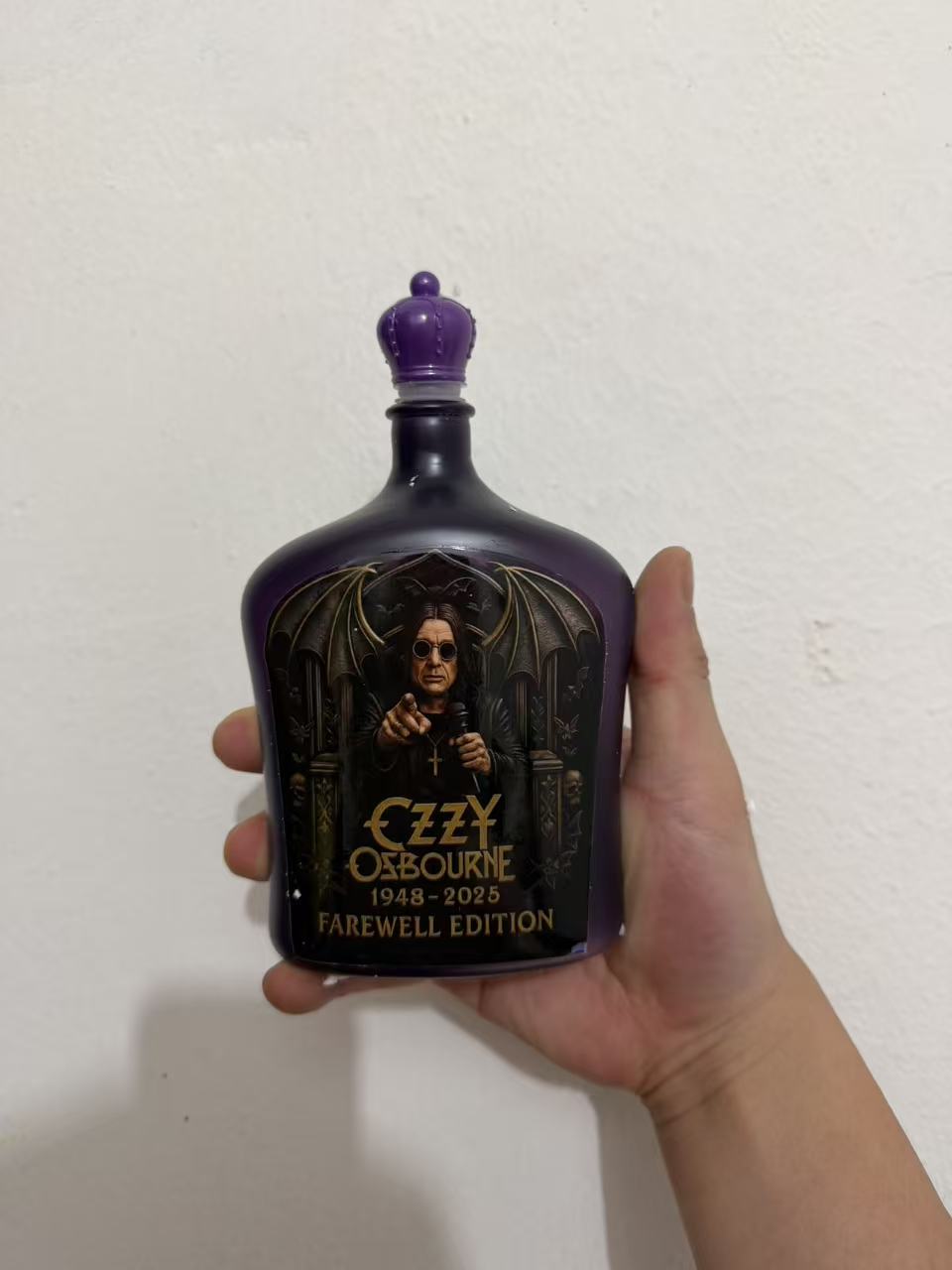 Ozzy Osbourne 1948-2025 Atvadu izdevums Crown