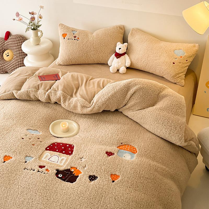 Cartoon Lamb Fleece Four-Piece Set Thickened Milk Fleece Bed Sheet Quilt Cover Coral Fleece Fleece Bedding