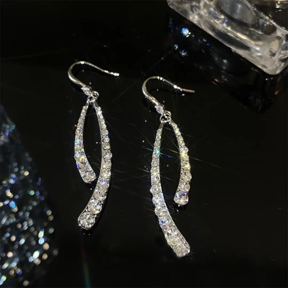Genuine 18K Gold Plated Hollow Ball Crystal Tassel Dangly Clip On Bride Earrings Genuine 18K Gold Plated Hollow Ball Crystal Tassel Dangly Clip On Bride Earrings